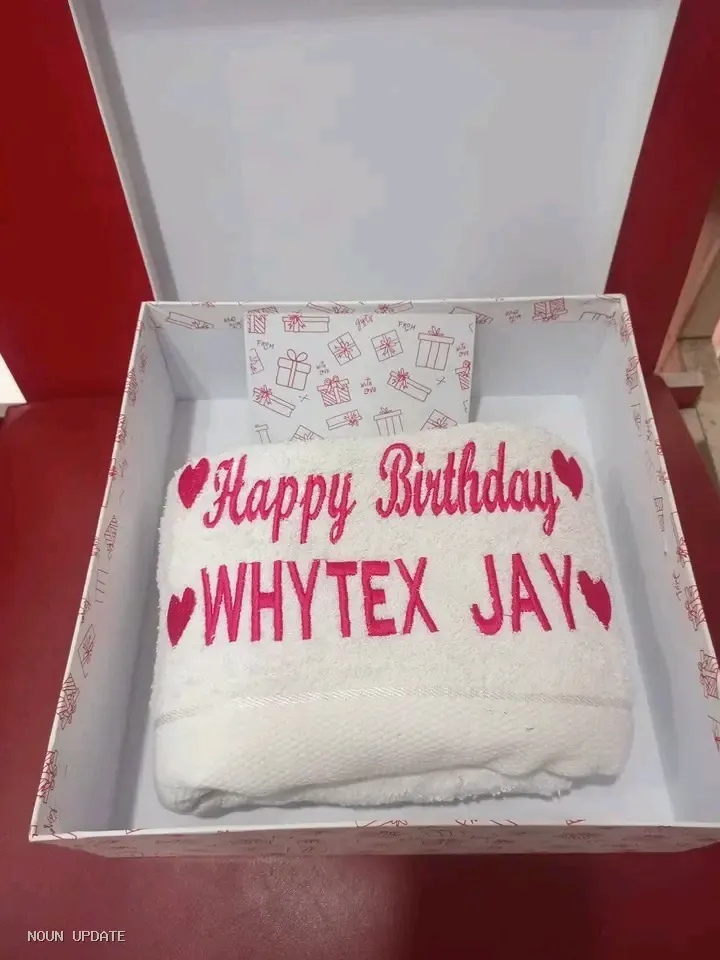 Frame, Throw Pillow, Mug, Key Holders, Banner, Jotter, Customize Nylon, Customize Bottle,Etc