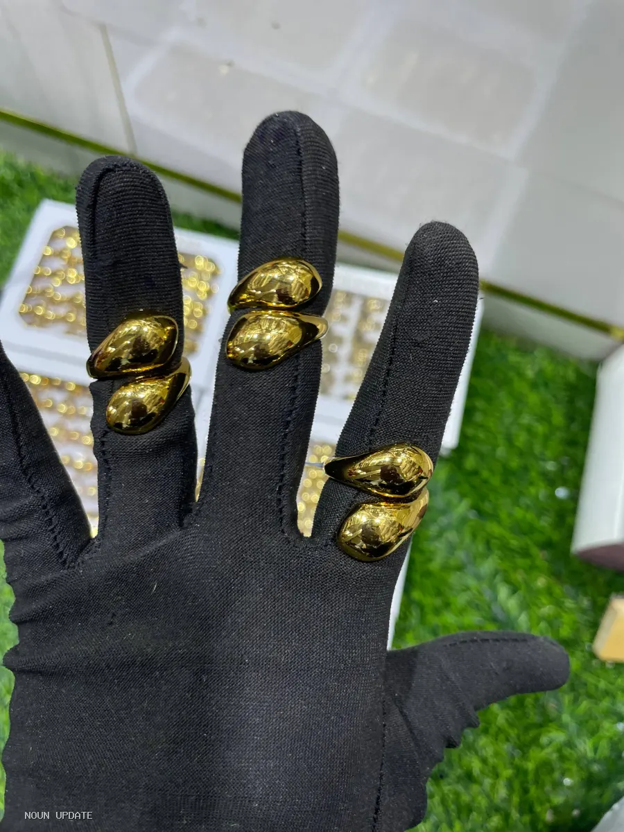 Chunky knuckle rings image 2