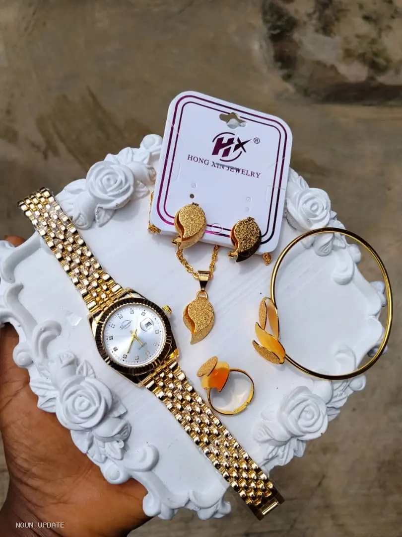 Fashion Accessories and Kitchen Accessories image 2